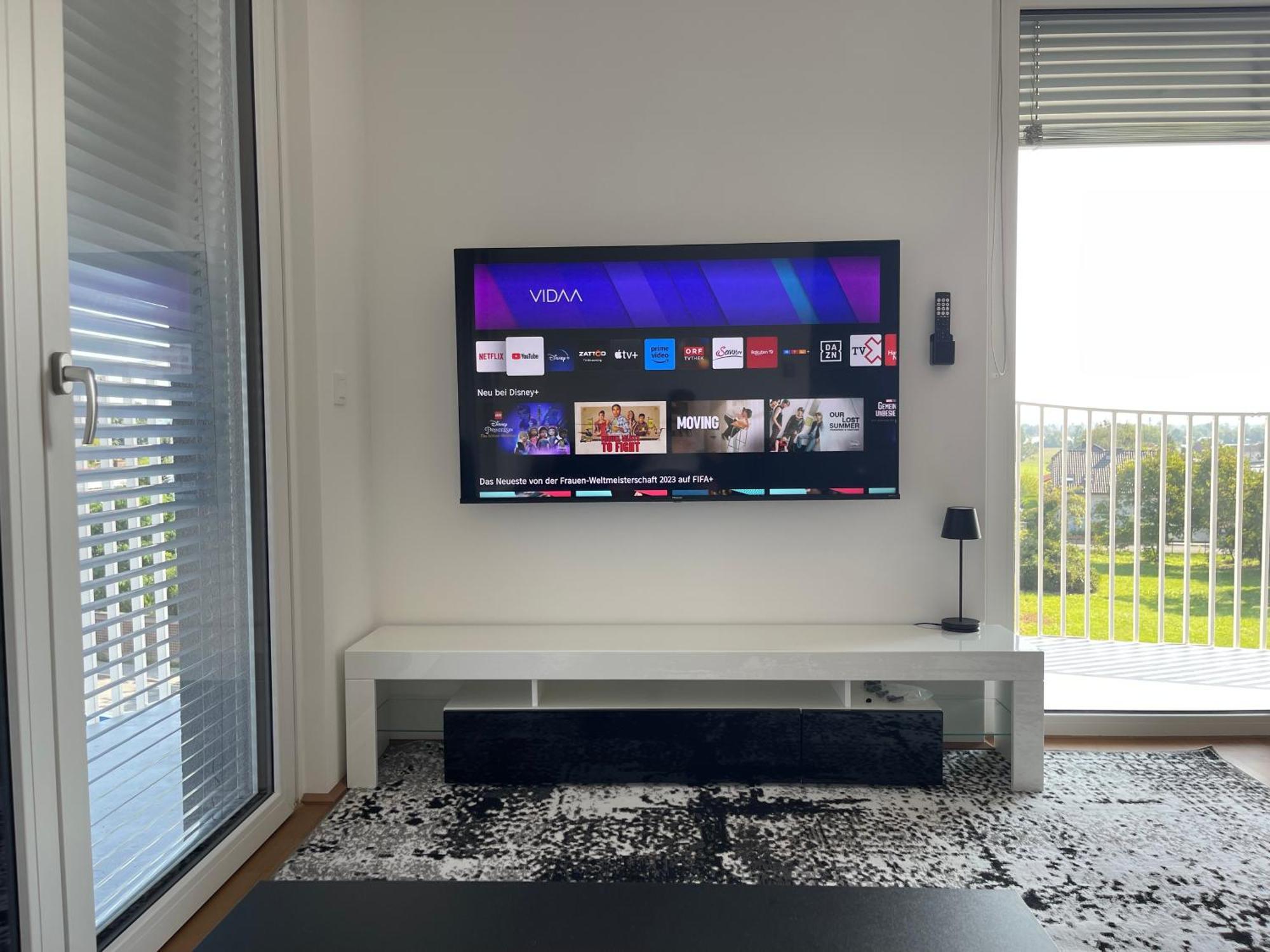 Luxusapartment Mit 40 Qm Terrasse, E-Parkplatz Und Parkplatz Graz Bagian luar foto