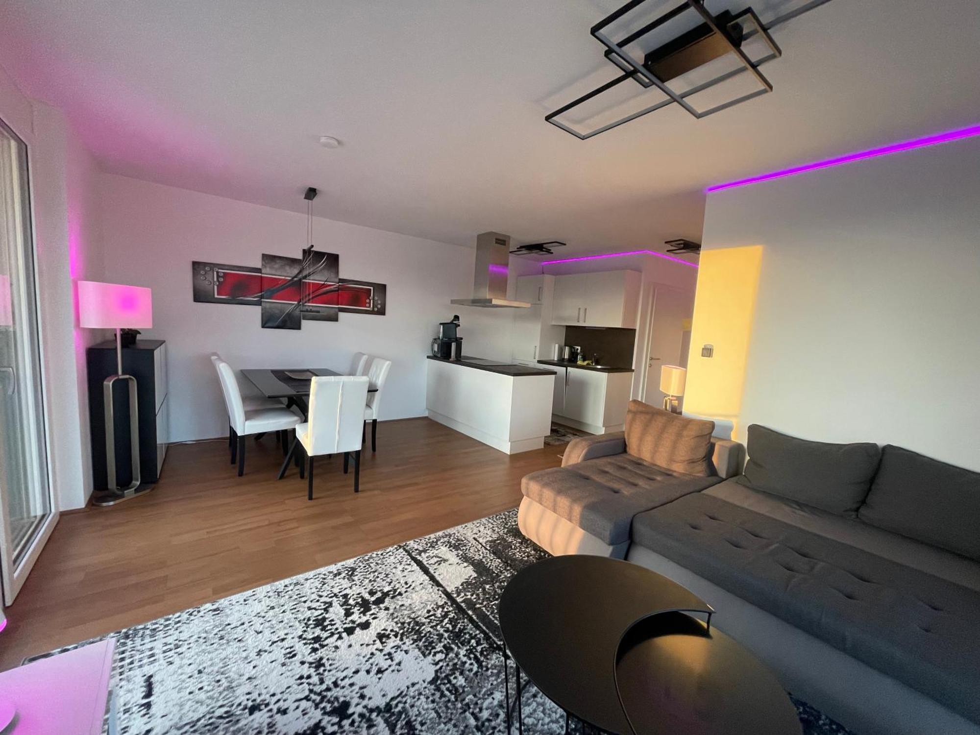 Luxusapartment Mit 40 Qm Terrasse, E-Parkplatz Und Parkplatz Graz Bagian luar foto